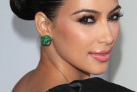 Kim-kardashian-glamazon-makeup-side